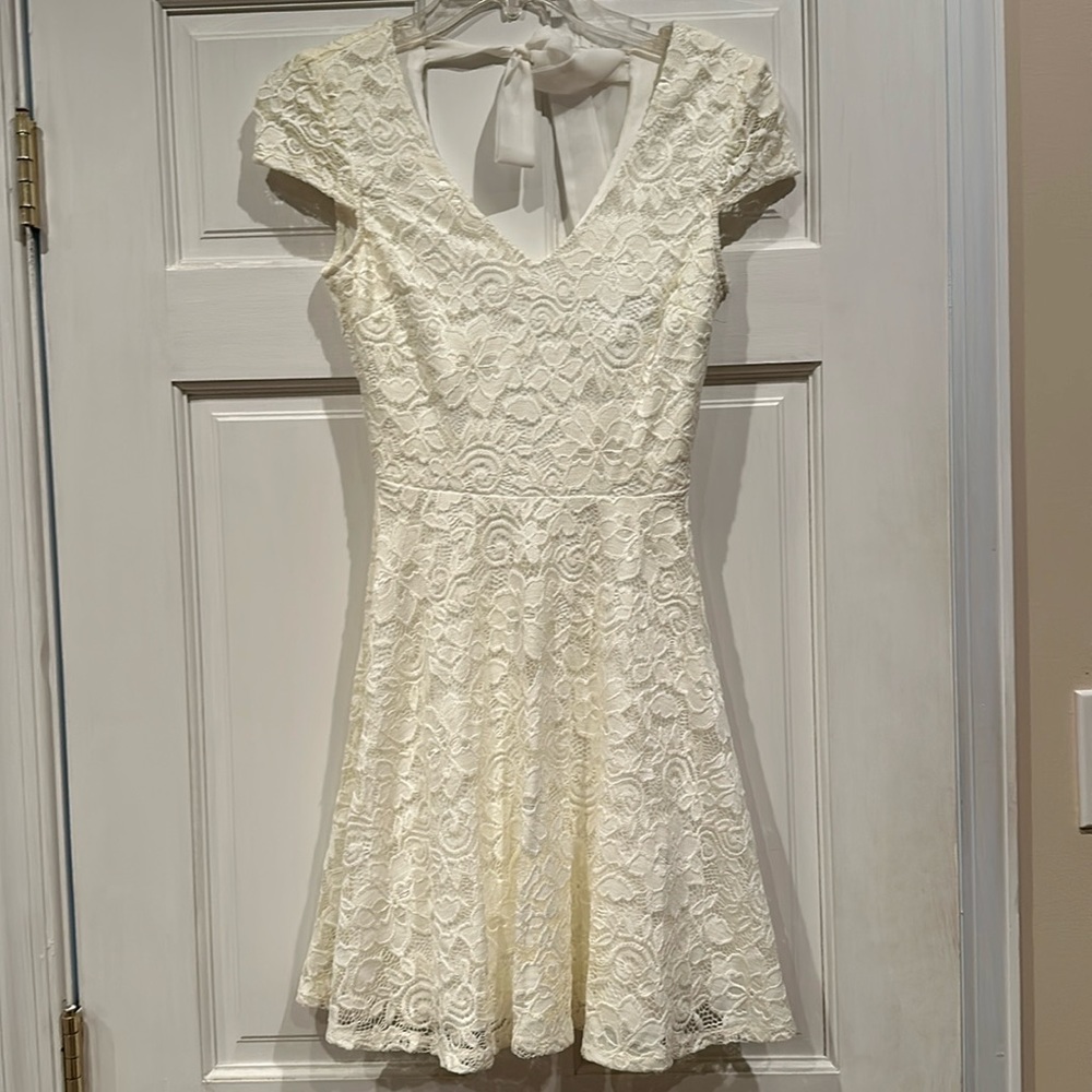 B. Darlin 1/2 size white lace mini dress